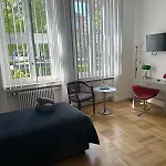 Haus Berlin מלון דירות