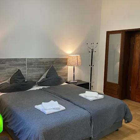 Haus Berlin 3* Hagen (Arnsberg)